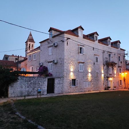 Room No3 Τρογκίρ Εξωτερικό φωτογραφία