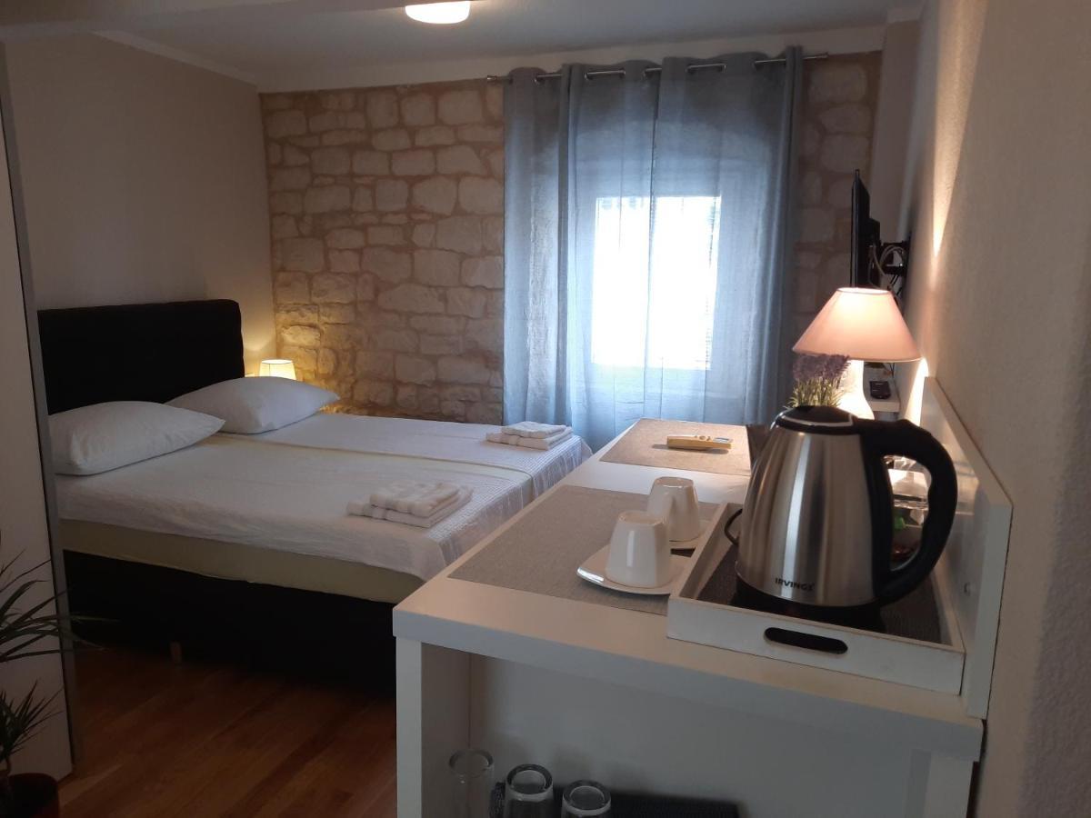Room No3 Τρογκίρ Εξωτερικό φωτογραφία